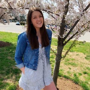 Meet your Posher, Addy